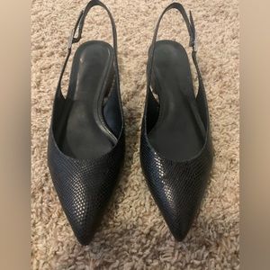 Vince Camuto Women’s size 8.5 black sling backs